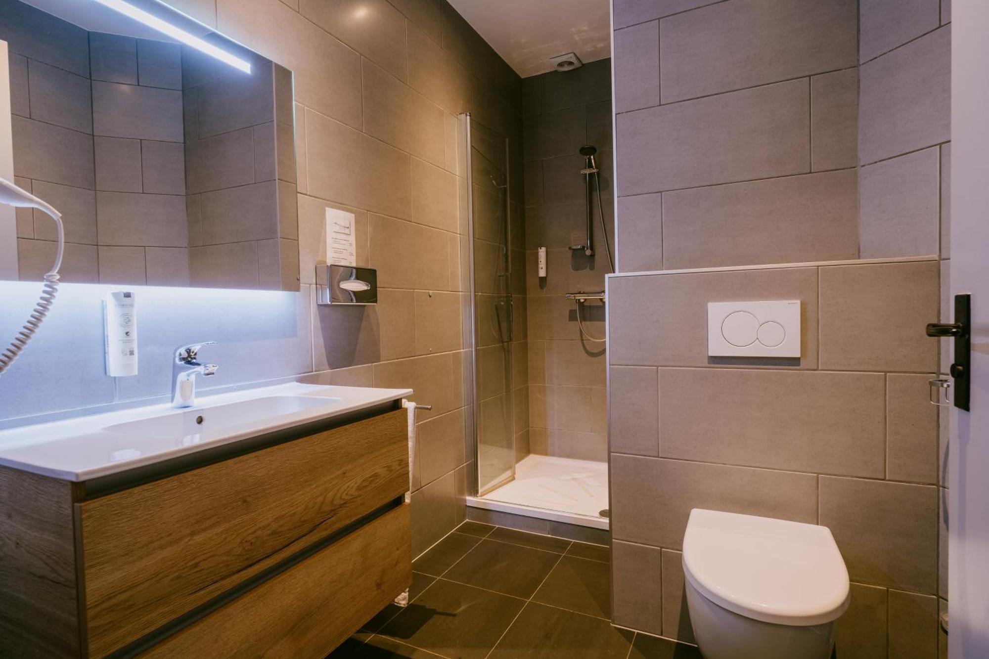 L'eau Vive Hotel 3*
